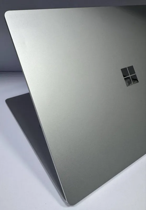 Microsoft Surface 7 Microsoft Surface 7