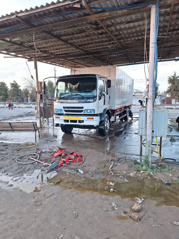 Isuzu sotiladi xolati alo 2 Isuzu sotiladi xolati alo 2