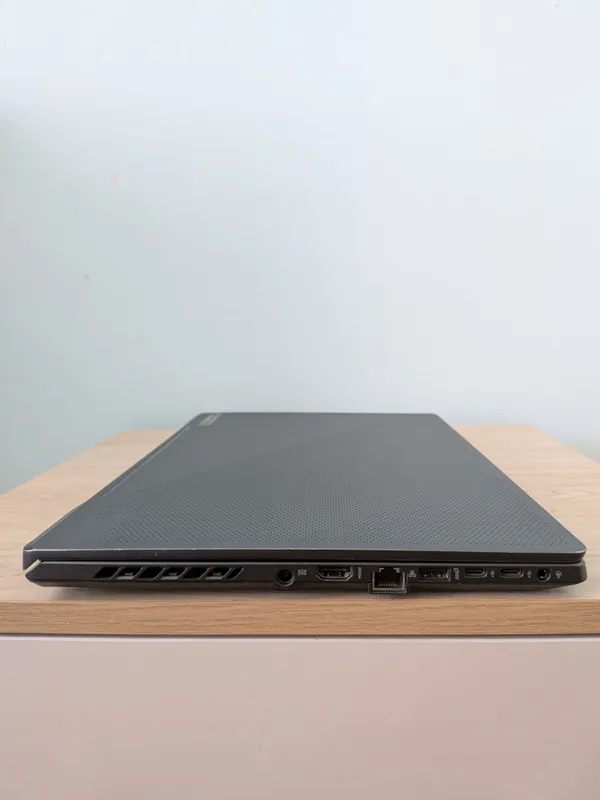 Asus Rog Zephyrus G15 2K Ryzen 9 6900HS/8/512/RTX 3060/165Hz 5 Asus Rog Zephyrus G15 2K Ryzen 9 6900HS/8/512/RTX 3060/165Hz 5