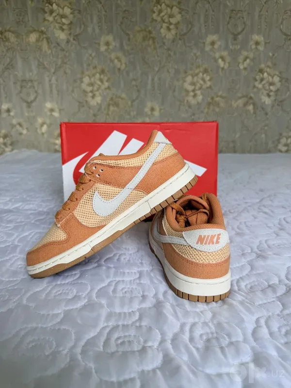 Nike Dunk Low to‘q sariq, kanvas, original, 37.5 5 Nike Dunk Low to‘q sariq, kanvas, original, 37.5 5