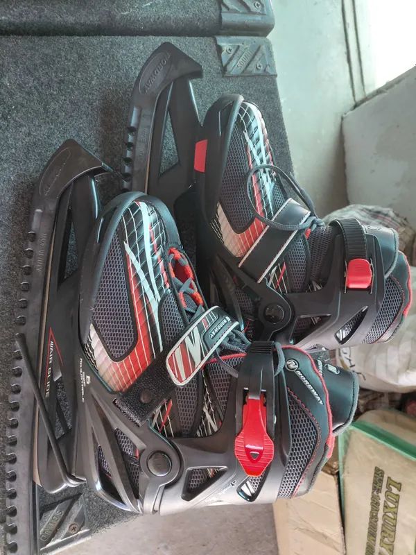 Продам коньки спортивные Продам коньки спортивные
