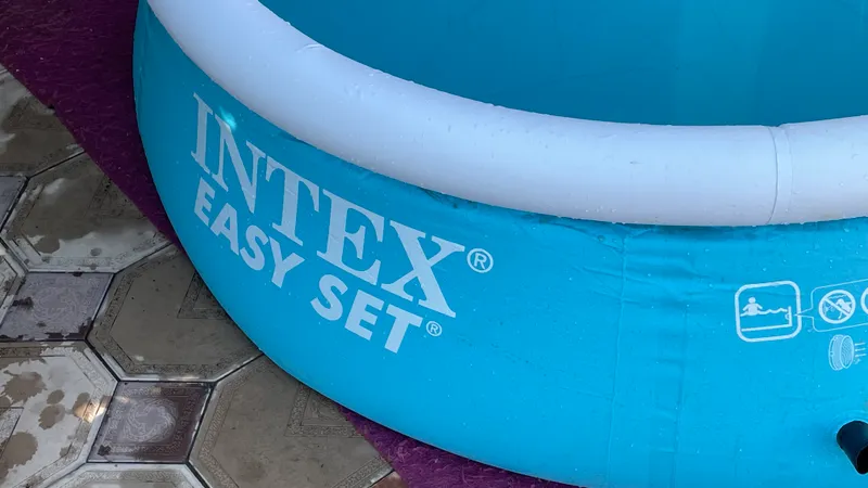 Intex Basseyn 5 Intex Basseyn 5