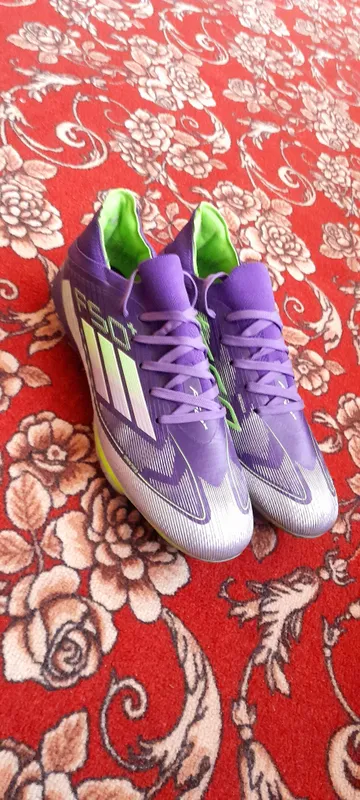 F50 futbol uchun oyoq kiyim 43razmer — фото 1