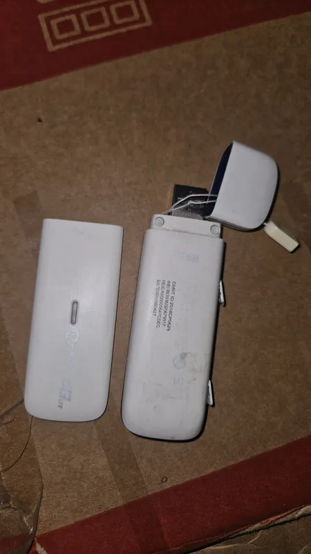 USB modem sotiladi