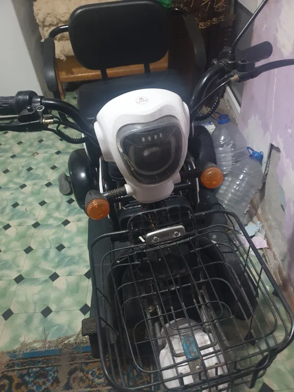 Armada Motors 10