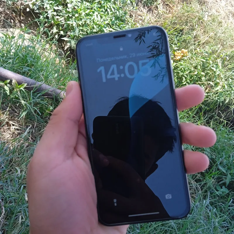iphone xs 2