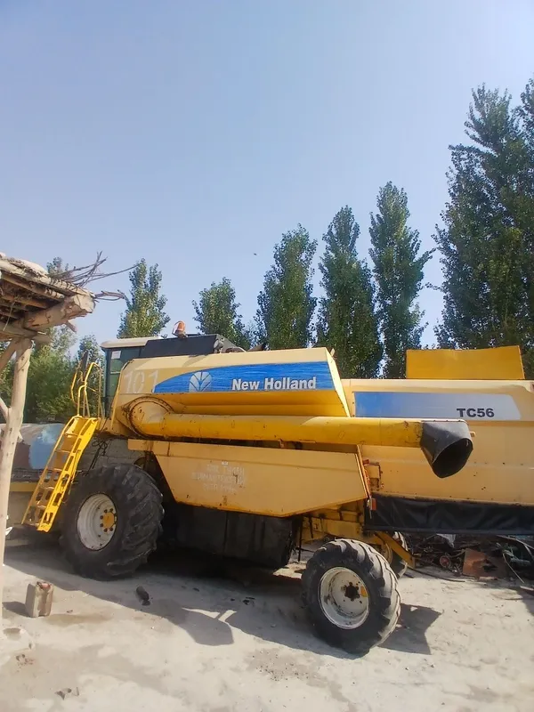 NEW Holland tc56 4 NEW Holland tc56 4