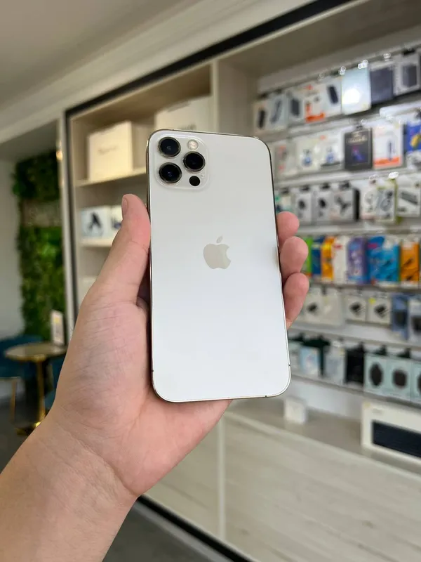 iPhone 12 Pro Gold 1 iPhone 12 Pro Gold 1