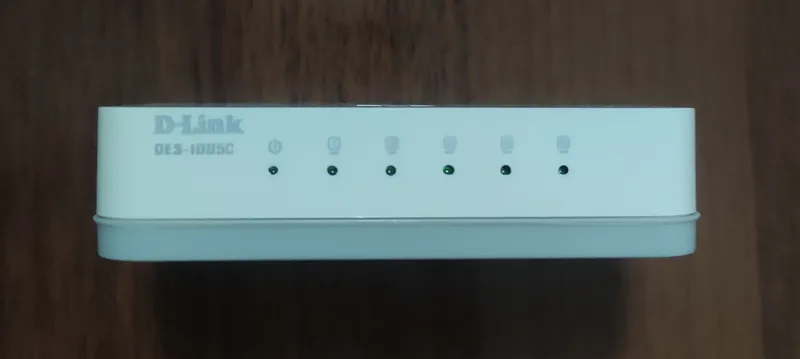 D-Link DES-1005C, сетевой коммутатор. 3