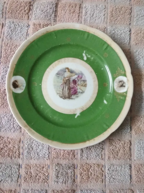 Тарелочка старинная.