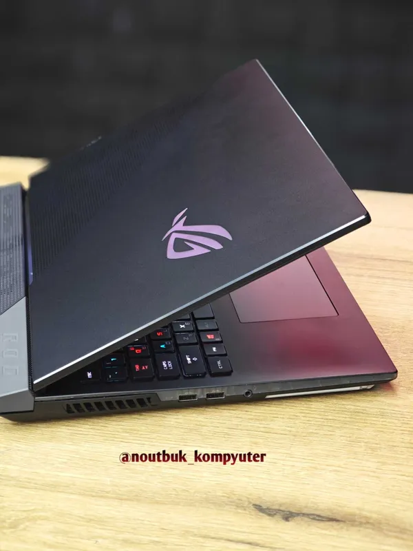 Мощный игровой Asus Rog Strix Scar — фото 6