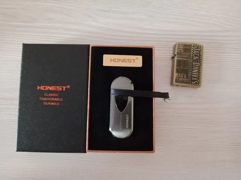 Продам оригинальную зажигалку Honest с электронной зарядкой — фото 2