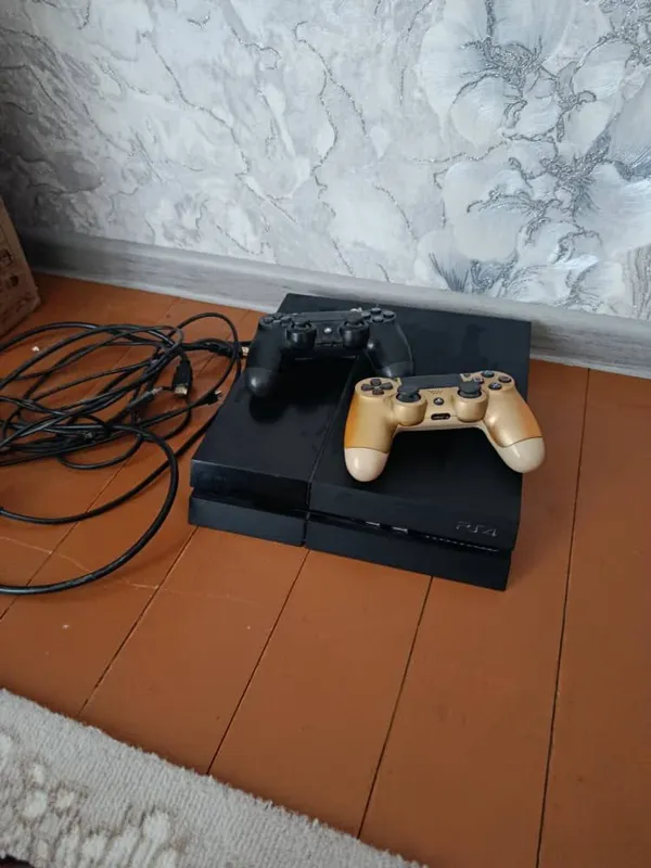 PlayStation 4 Fat 2 PlayStation 4 Fat 2