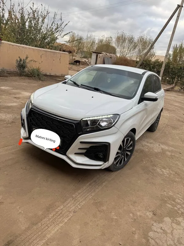Lada xray sotiladi 2018-yil metani bor — фото 2