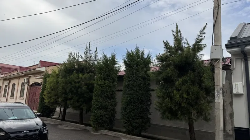 Уй сотилади! Ориентир уч кахромон круг битонка буйиди жойлашган! — фото 1