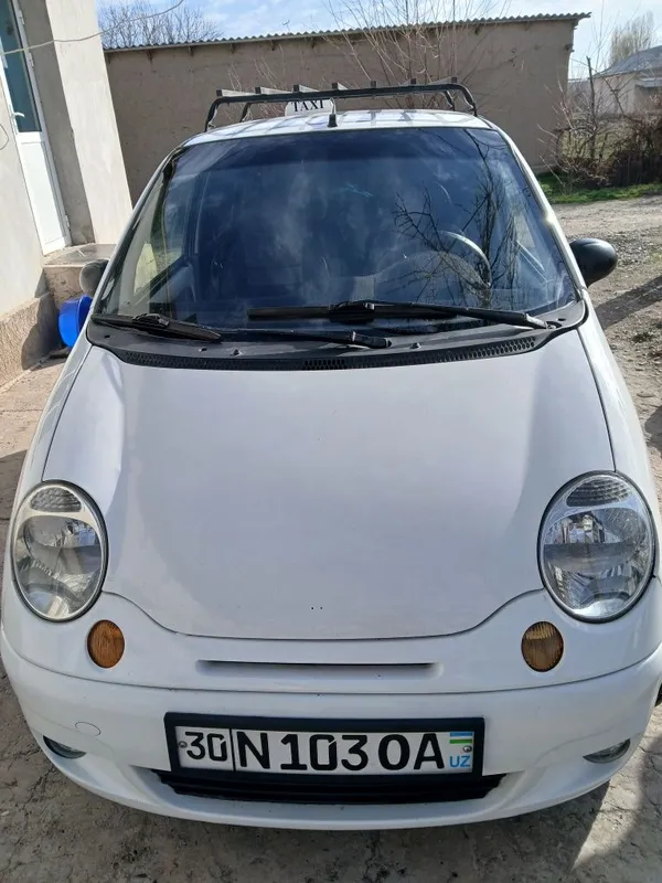 Matiz standart srochno sotiladi
