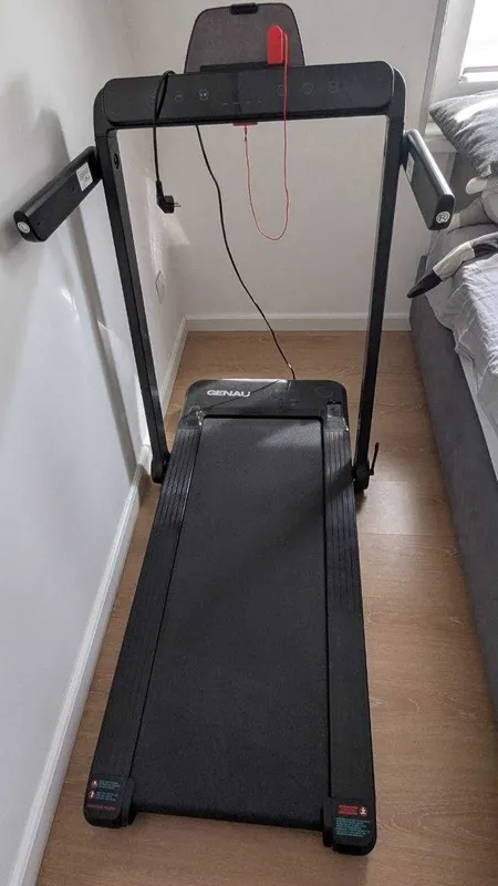 Складная беговая дорожка Genau Cardio Concept в состоянии новой 1 Складная беговая дорожка Genau Cardio Concept в состоянии новой 1