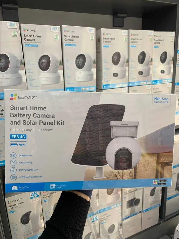 Камера Ezviz, солнечная панель, 4G (3MP) 1 Камера Ezviz, солнечная панель, 4G (3MP) 1