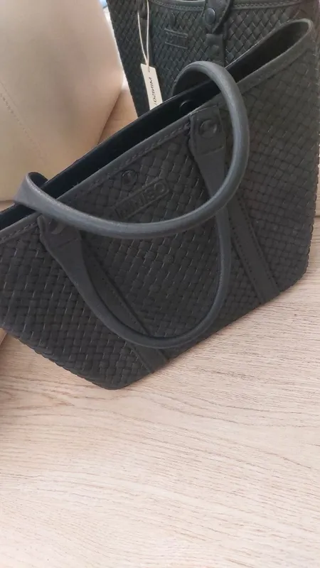 Miniso sumka original rangi qora 2