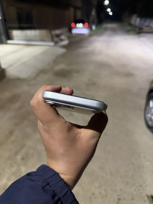 Iphone 17 pro max — фото 2