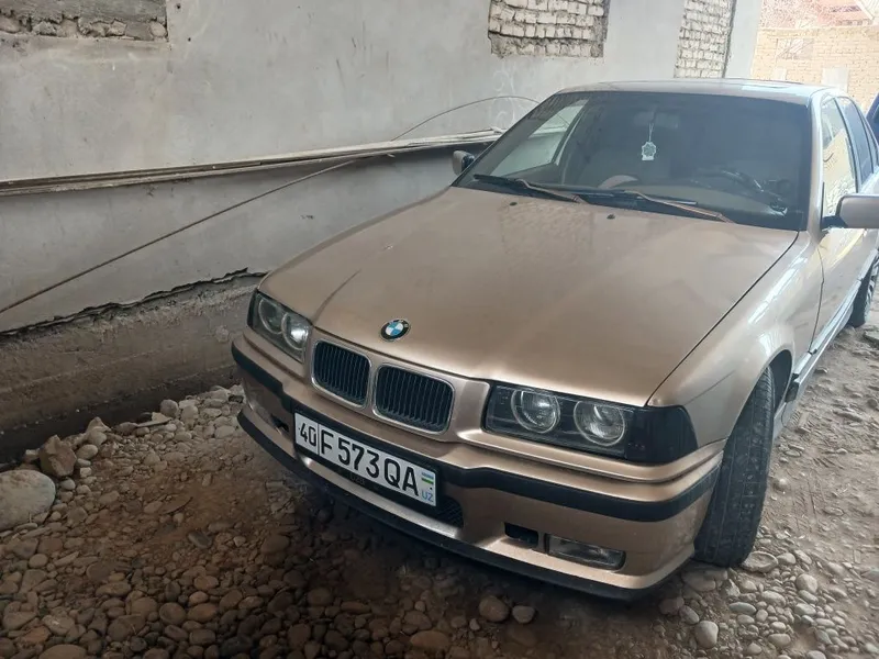 Сотилади BMW 1994