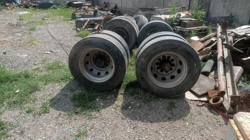 продам 2 моста на тралл в сборе
