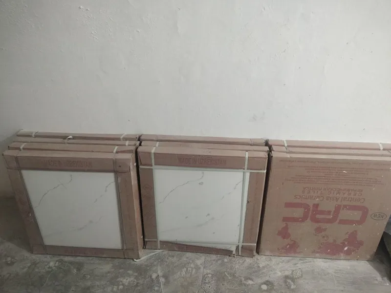 11 pachka kafel xamda 3 qop albastir sotiladi 2