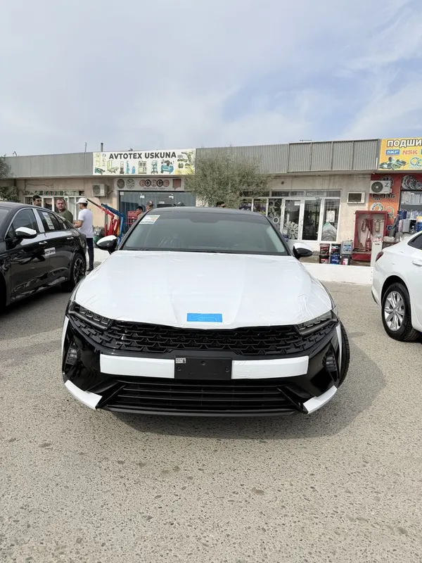 Kia k 5 2023 yil