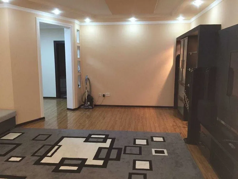 Сдаётся 2/3/4, ориентир кафе Дархан, метро Хамида Алимджана. ID: 45119 — фото 2