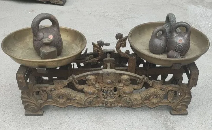Антикварные старинные весы