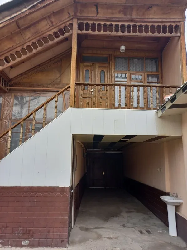 Toshkent shahar olmazor tumanida 5 sotixli xovli sotiladi