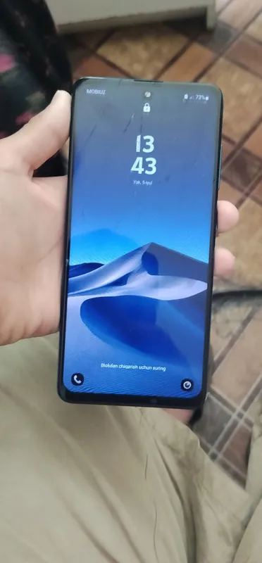 Samsung Galaxy A51 1