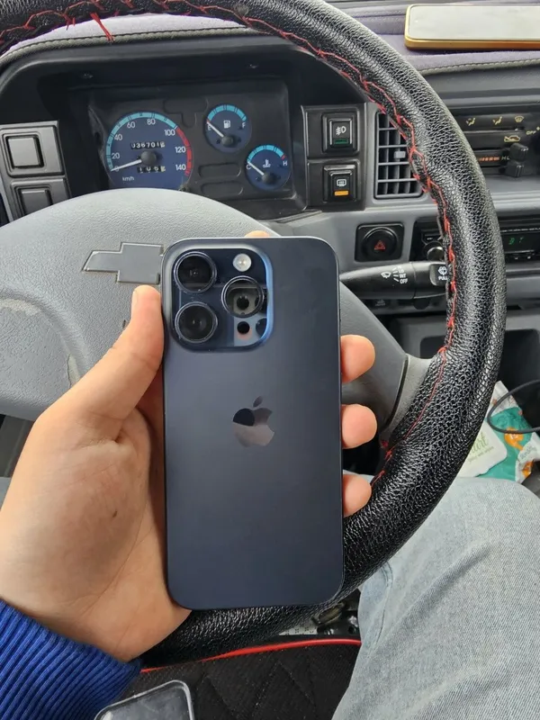 Iphone 15 Pro Blue Titanium