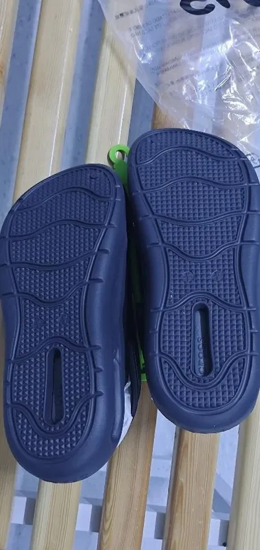 Продается Crocs sotiladi 2