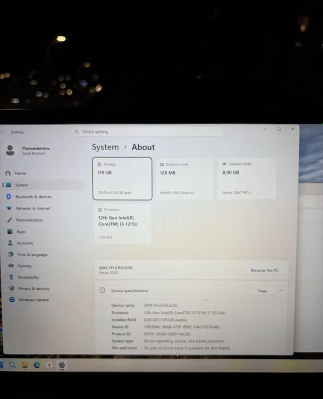 Dell i3 8gb RAM noutbuki sotiladi 4 Dell i3 8gb RAM noutbuki sotiladi 4
