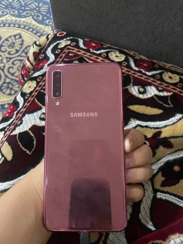 Samsug Galaxy A7 5 Samsug Galaxy A7 5