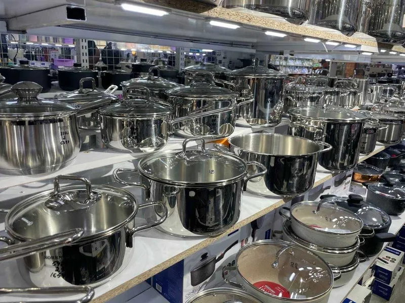 кастрюля из коррозионностойкой