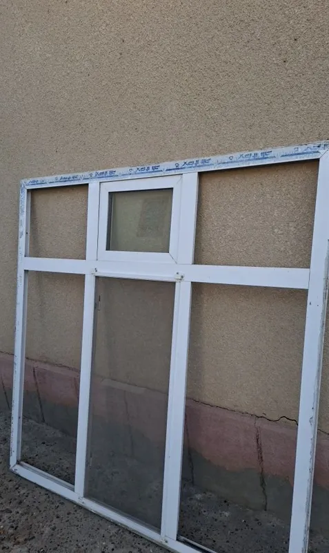 Продаётся окно Akfa 2