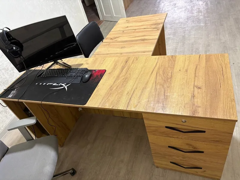 Ofis mebellari sotiladi 3