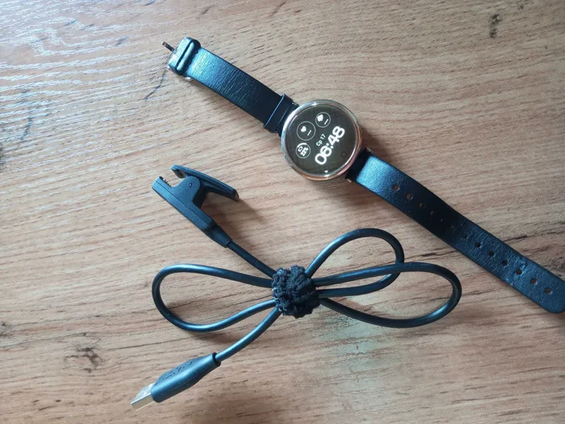 Смарт часы Garmin Lily — фото 1