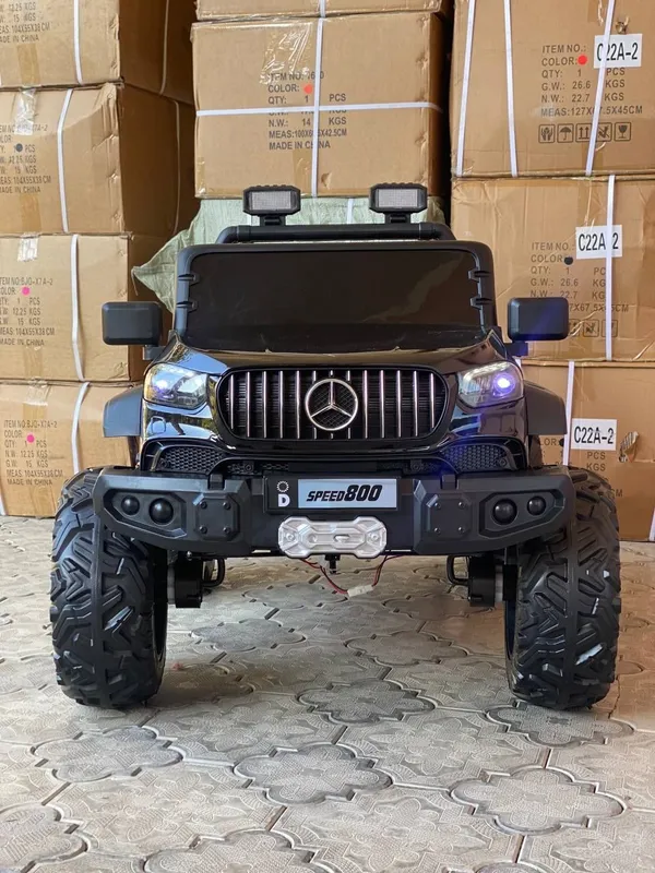 Детская машина Mercedes Benz, электромобиль, детская машинка 4x4 2