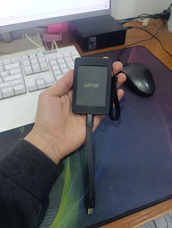 Lexar 2TB SL500 Portable SSD 7