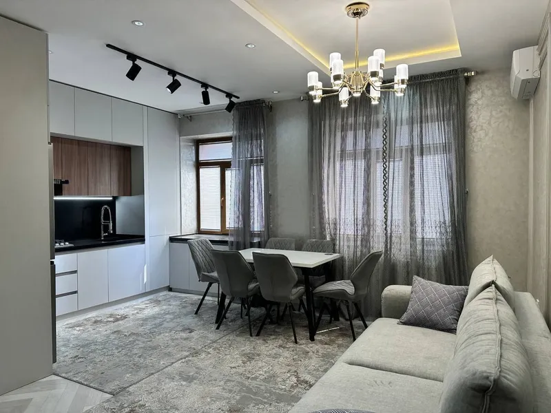 Яккасарайский
Продается 3-ком ЖК Family House 2