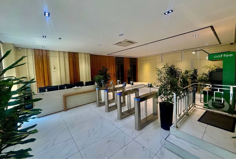 Аренда офис PLATINUM Business Center 138,7 м2 срочно Яшнабад 3