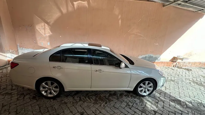 Chevrolet Epica full 10 Chevrolet Epica full 10