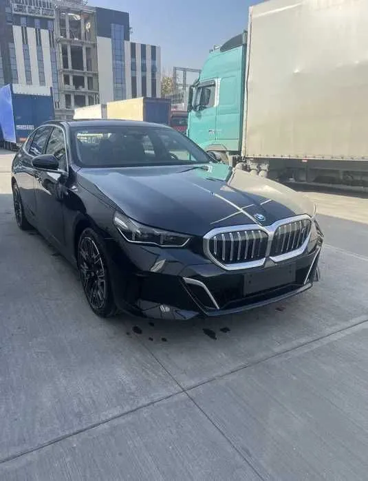 BMW I5 40L, naqd va halol nasiya 1 BMW I5 40L, naqd va halol nasiya 1