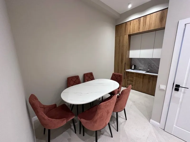 Аренда офис Буз базар 150 м² срочно Мирзо Улугбек 3