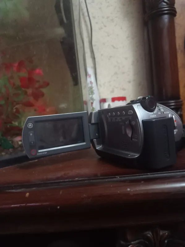 Sony video camera sotiladi — фото 1