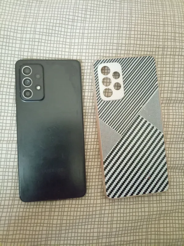 SAMSUNG A52 1