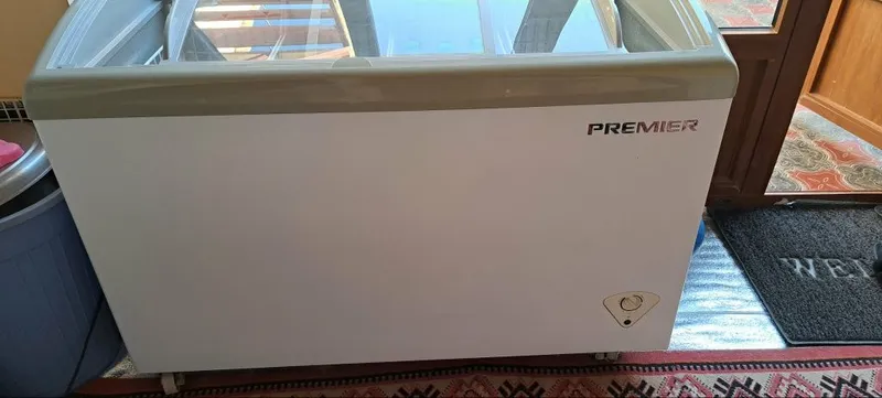 Продаётся морозильная витрина PREMIER В отличном состоянии. Подходит д 1 Продаётся морозильная витрина PREMIER В отличном состоянии. Подходит д 1